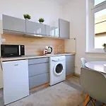 Victus Atrakcyjne Przyjazne Zwierzetom By Reters Appartement *
